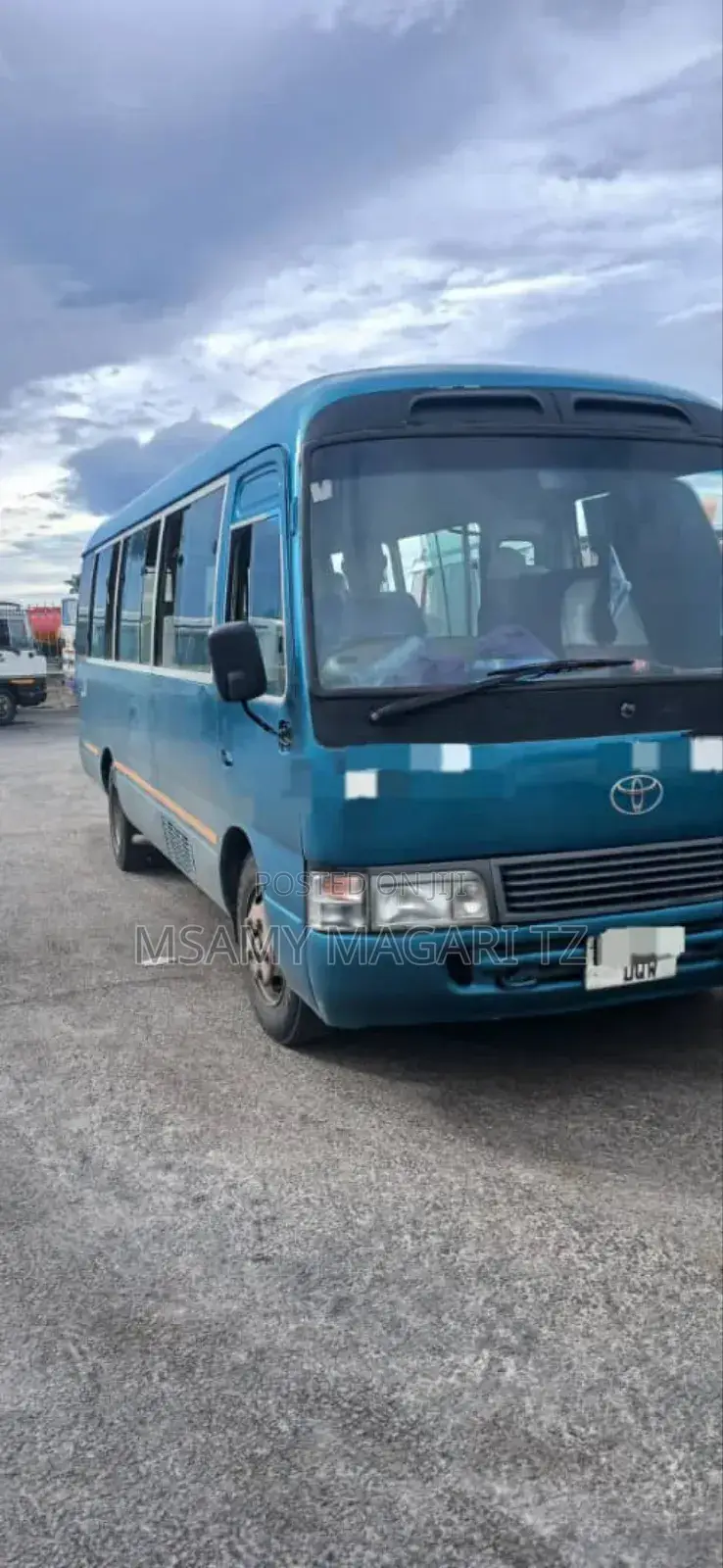 Toyota Coaster 1998 Blue
