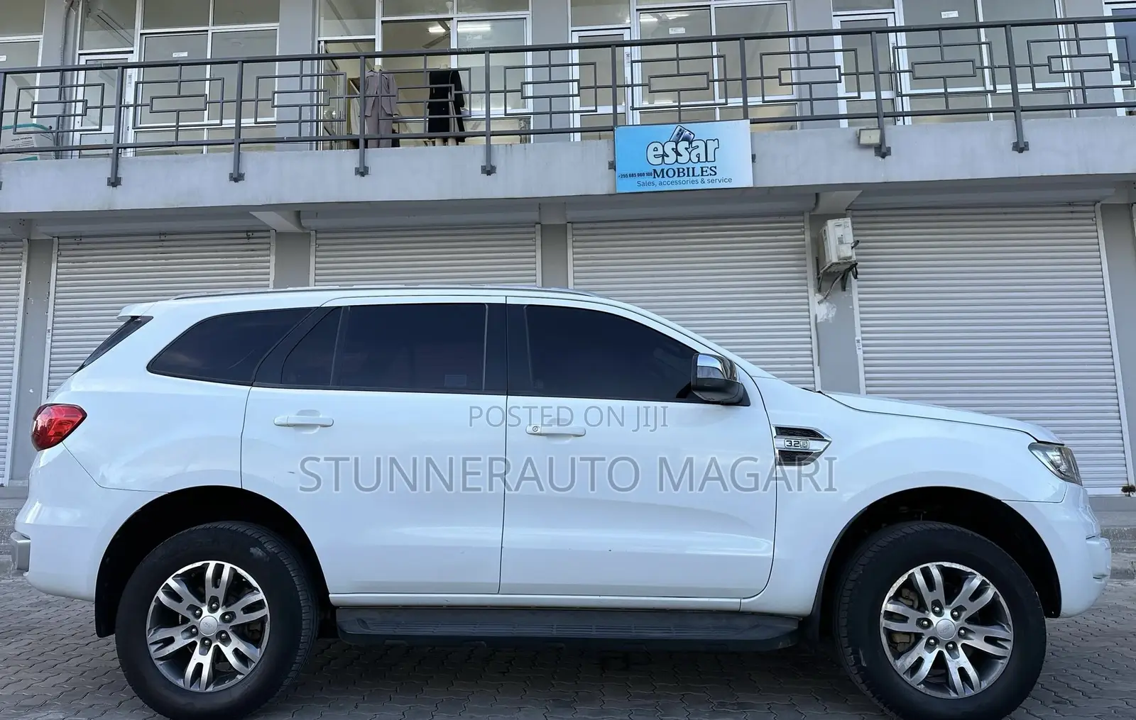 Ford Everest 2016 White