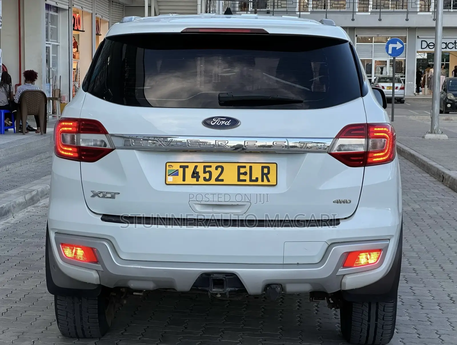 Ford Everest 2016 White