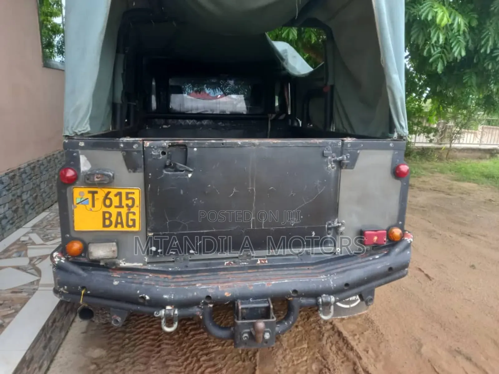Land Rover Defender 1999 Gray