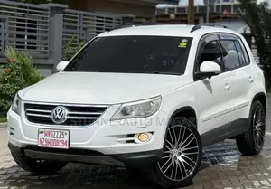 Volkswagen Tiguan 2009 White