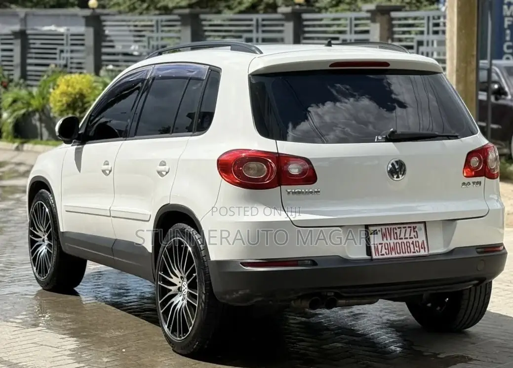 Volkswagen Tiguan 2009 White