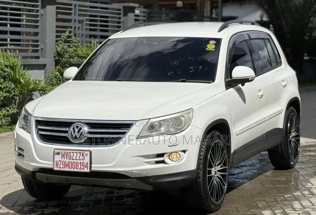 Volkswagen Tiguan 2009 White