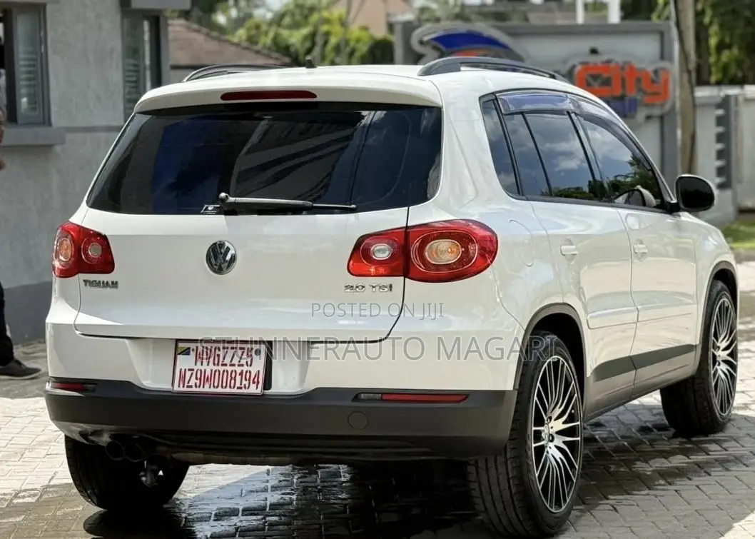 Volkswagen Tiguan 2009 White