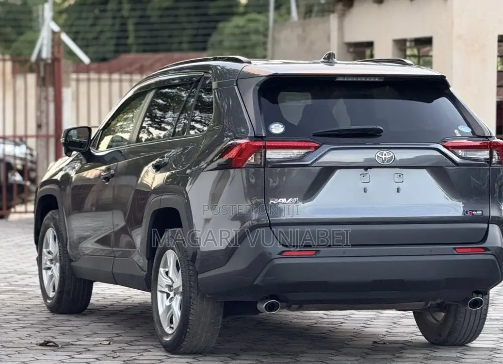 Toyota RAV4 2019 Gray