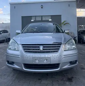Toyota Premio 2005 Silver