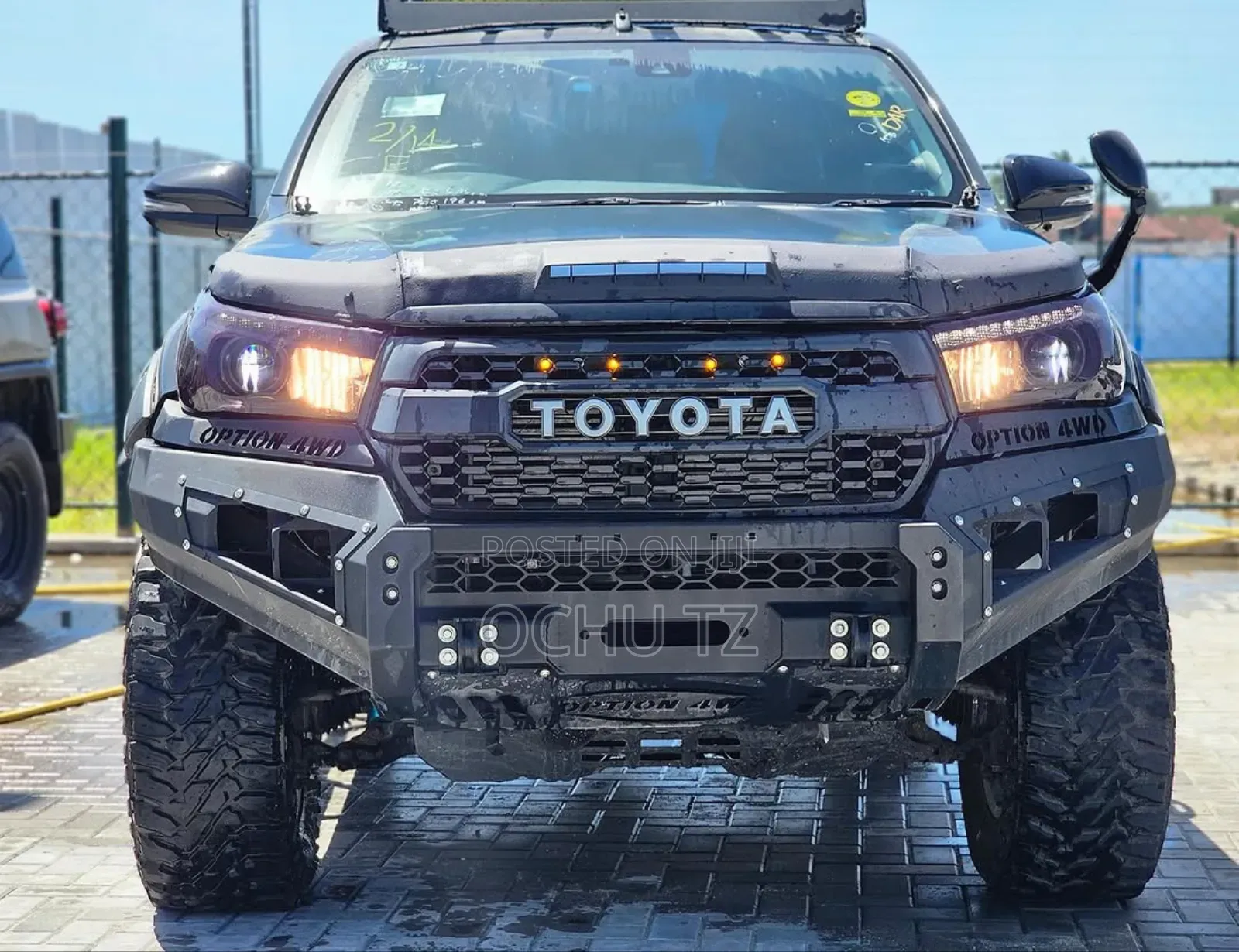 Toyota Hilux 2019 Black