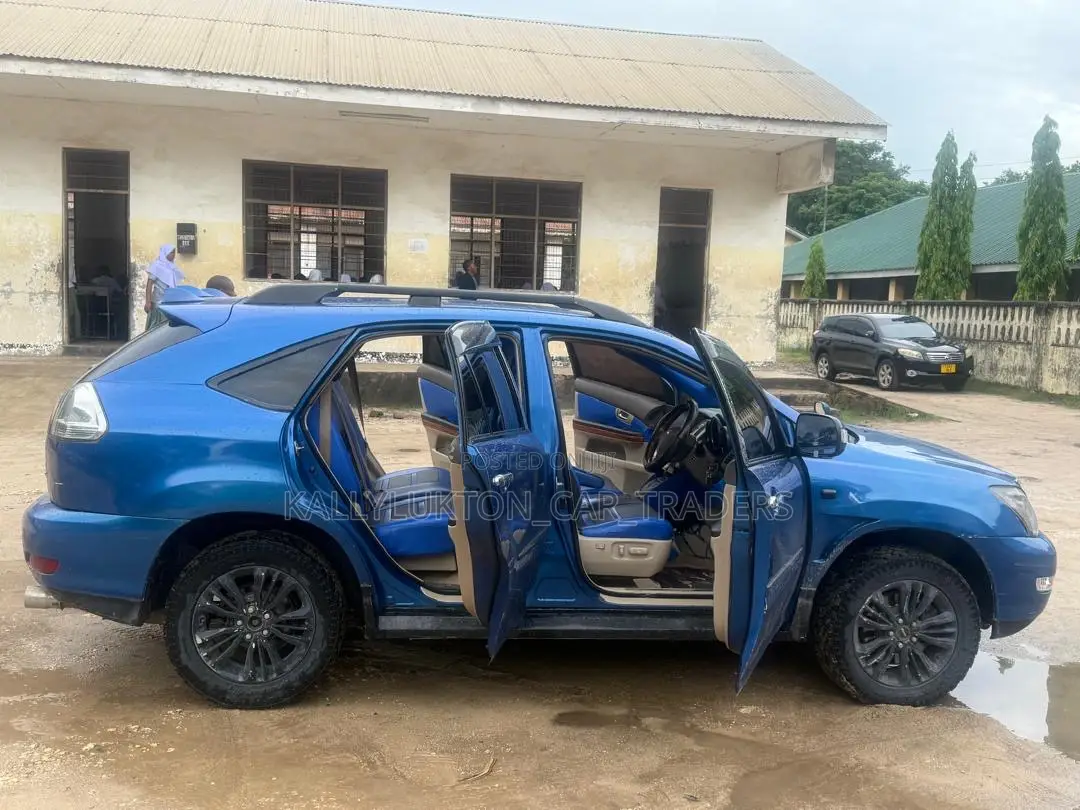 Toyota Harrier 2005 Blue