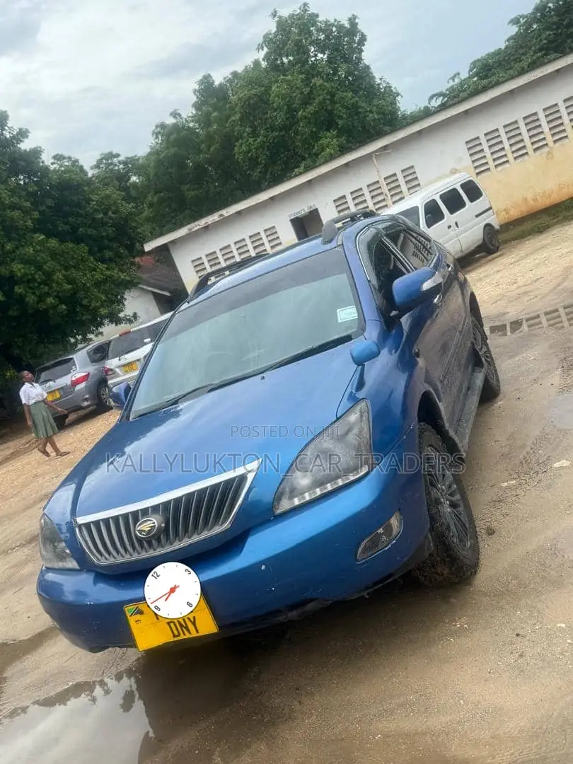 Toyota Harrier 2005 Blue