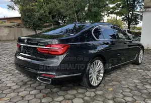 BMW 740 2016 Black