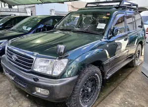 Toyota Land Cruiser 2004 Green