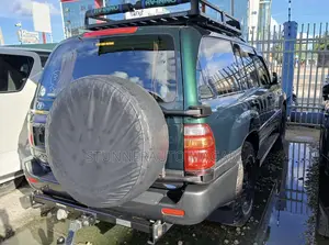 Toyota Land Cruiser 2004 Green