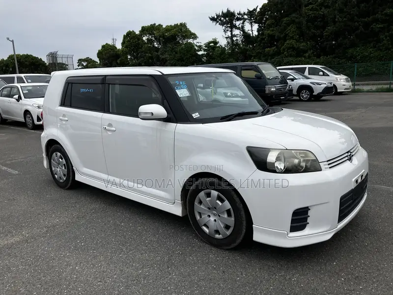 Toyota Corolla Rumion 2008 Pearl