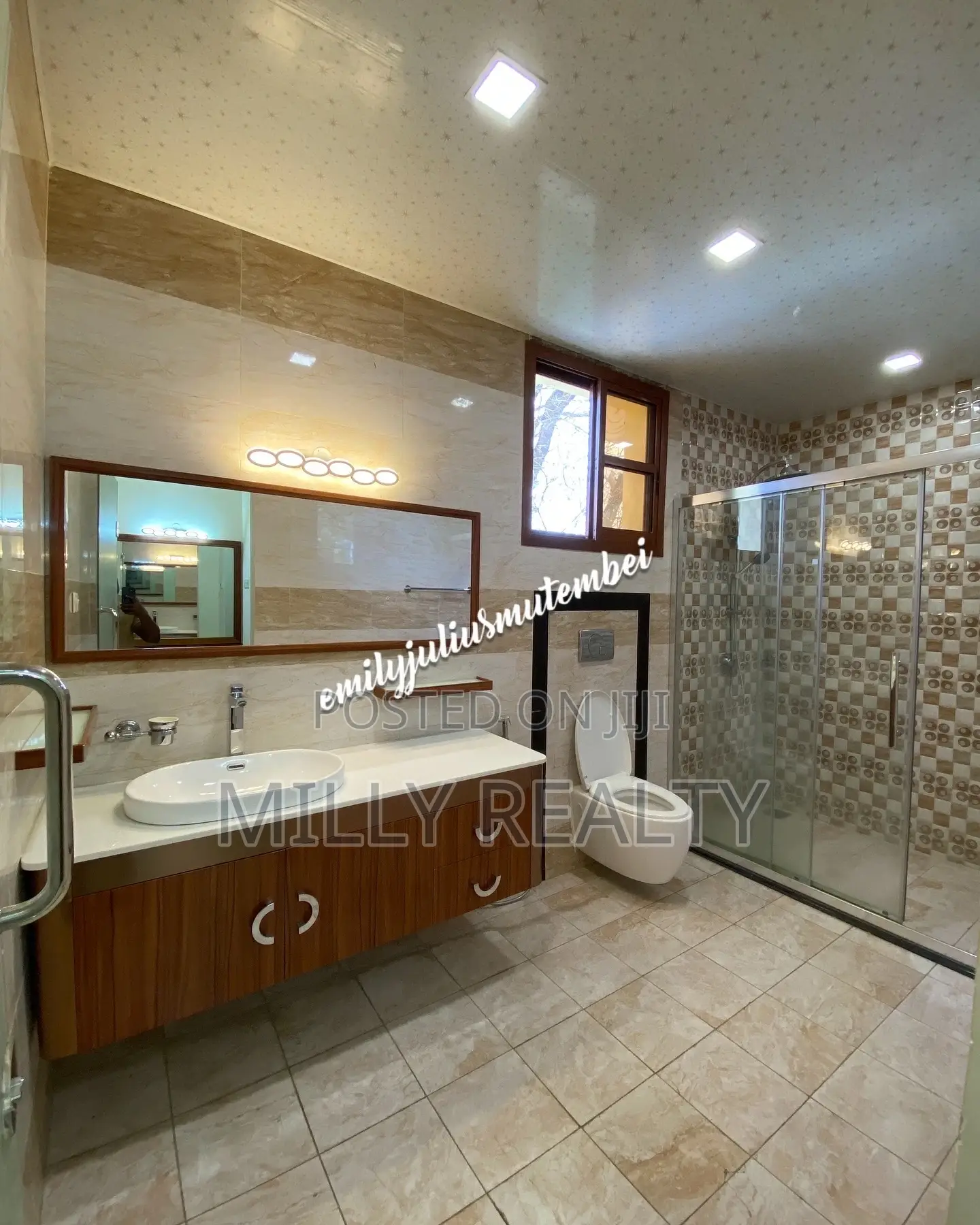 Furnished 3bdrm Villa in Ada Estate Near for rent