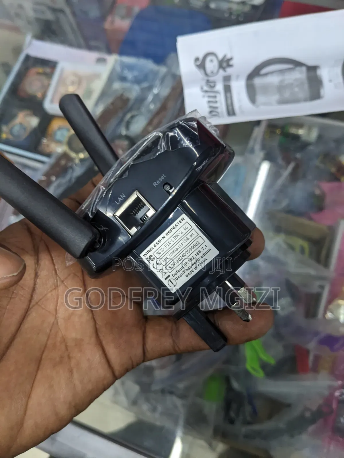 Wirelless N Wifi Repeater 300 MBPS