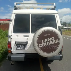 Toyota Land Cruiser Prado 3.0 D-4D (190 Hp) 7 seats 2015 White