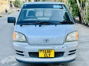 Toyota TownAce 2003 Silver