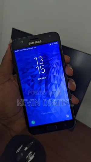 Photo - Samsung Galaxy J7 32 GB Blue
