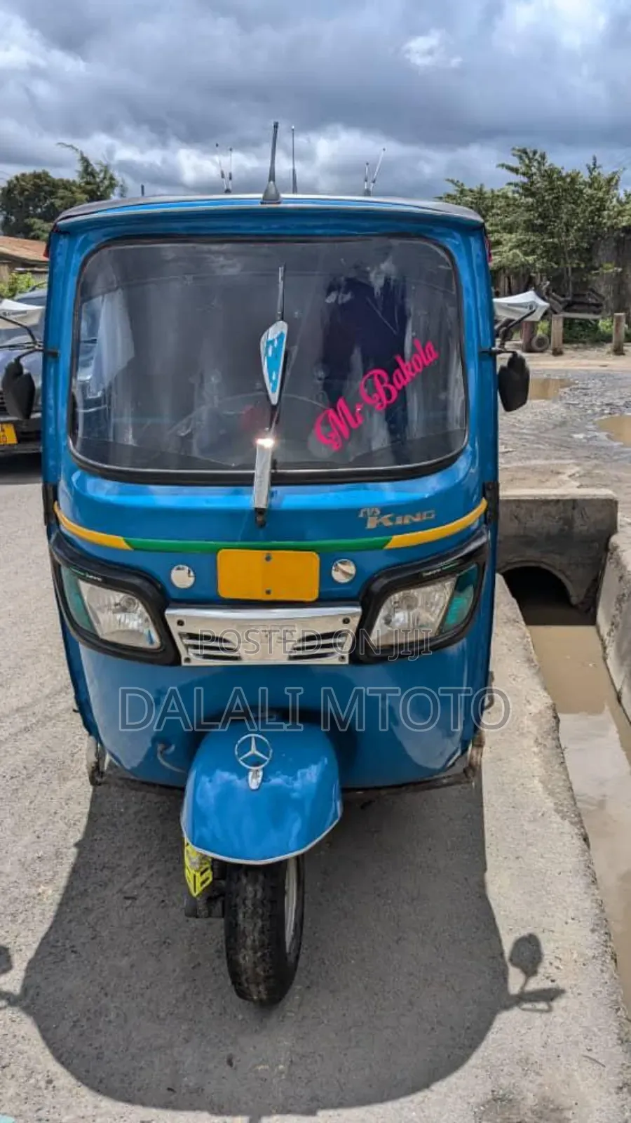Bajaj 2015 Blue