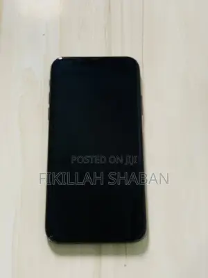 Photo - Apple iPhone X 64 GB Black