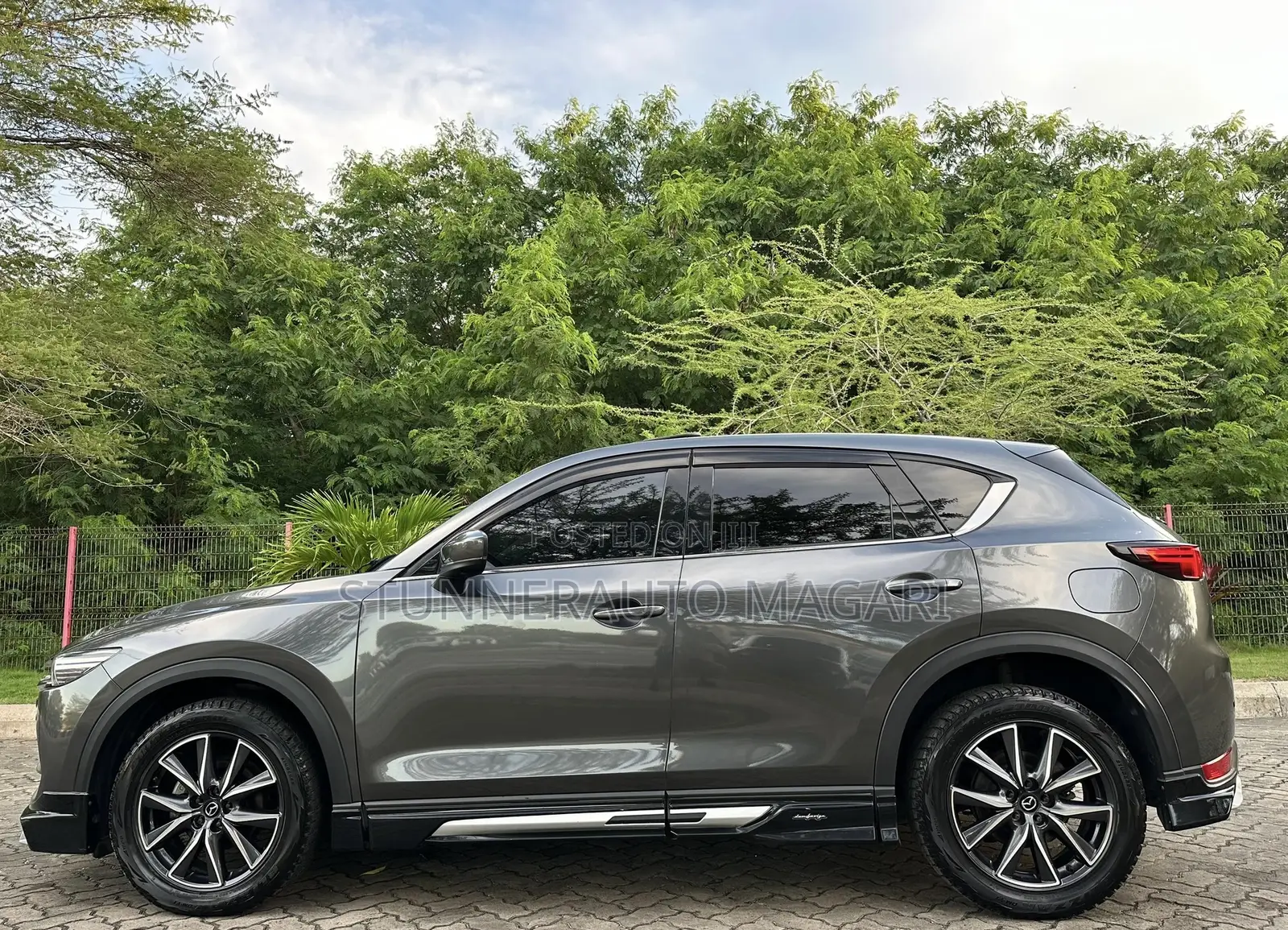 Mazda CX-5 2017 Gray