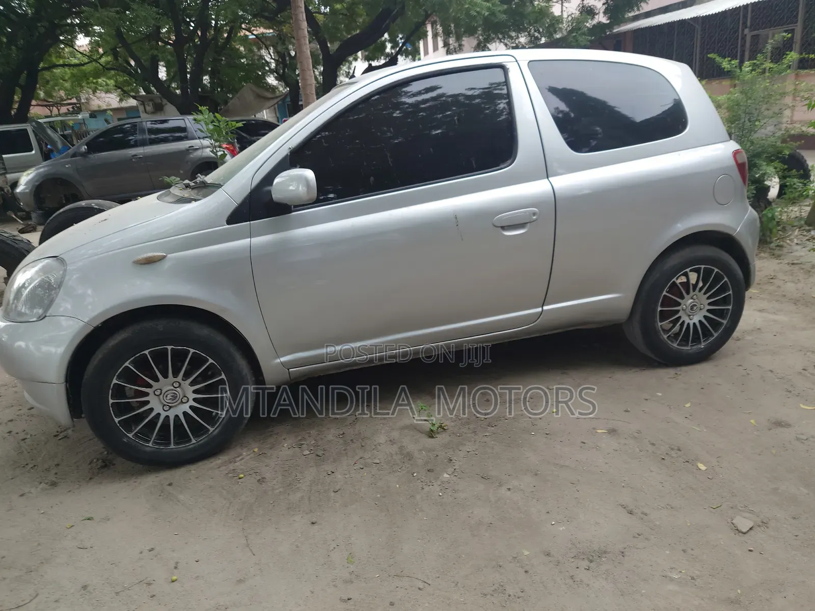 Toyota Vitz 1.3 AWD 3dr 2004 Silver