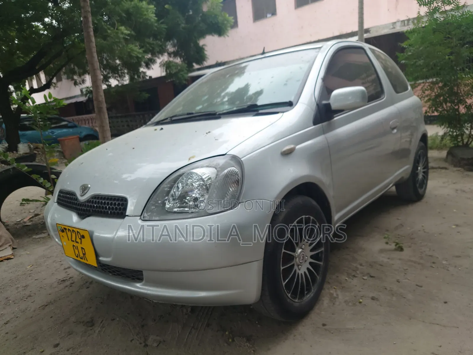 Toyota Vitz 1.3 AWD 3dr 2004 Silver