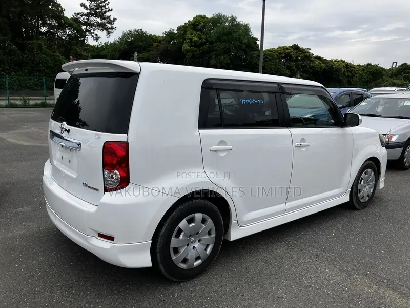 Toyota Corolla Rumion 2008 Pearl