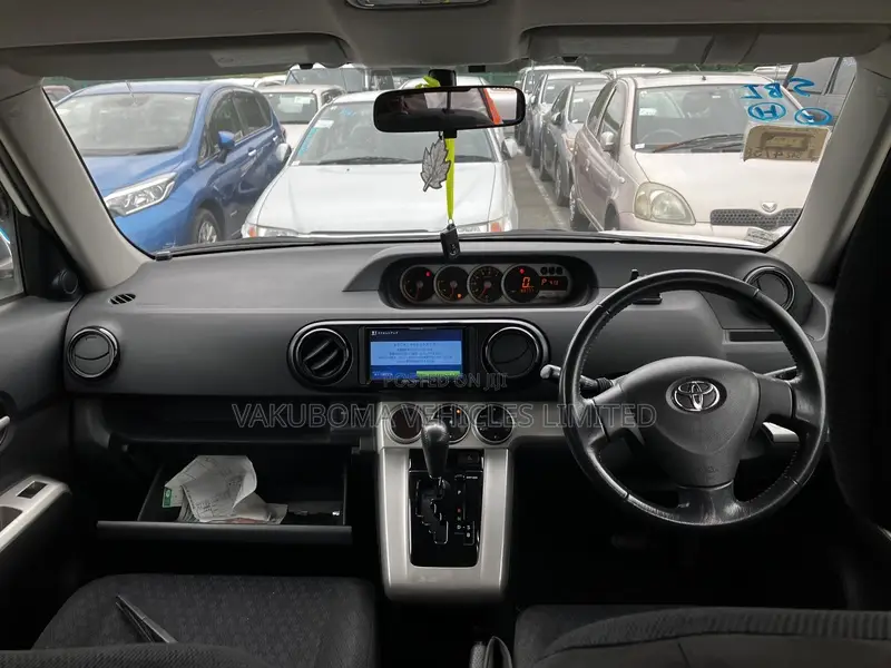 Toyota Corolla Rumion 2008 Pearl