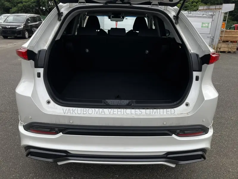 Toyota Harrier 2021 Pearl