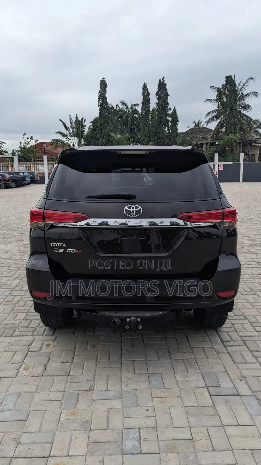 Toyota Fortuner 2018 Black
