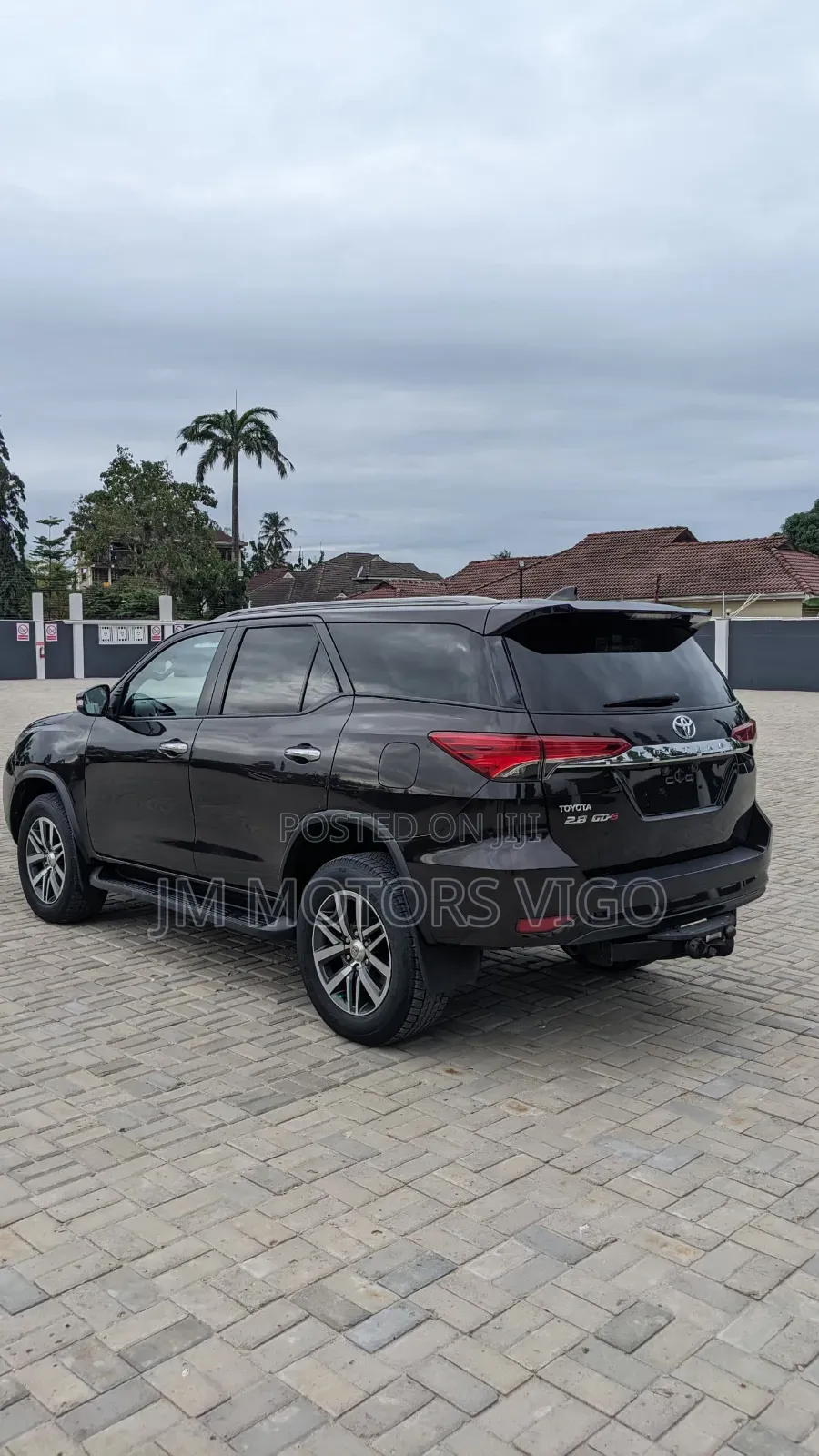 Toyota Fortuner 2018 Black