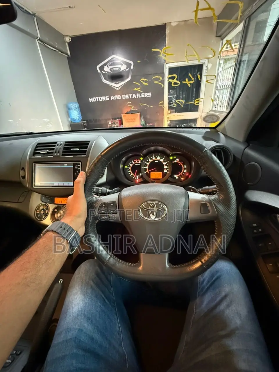 Toyota Vanguard 2011 Gray