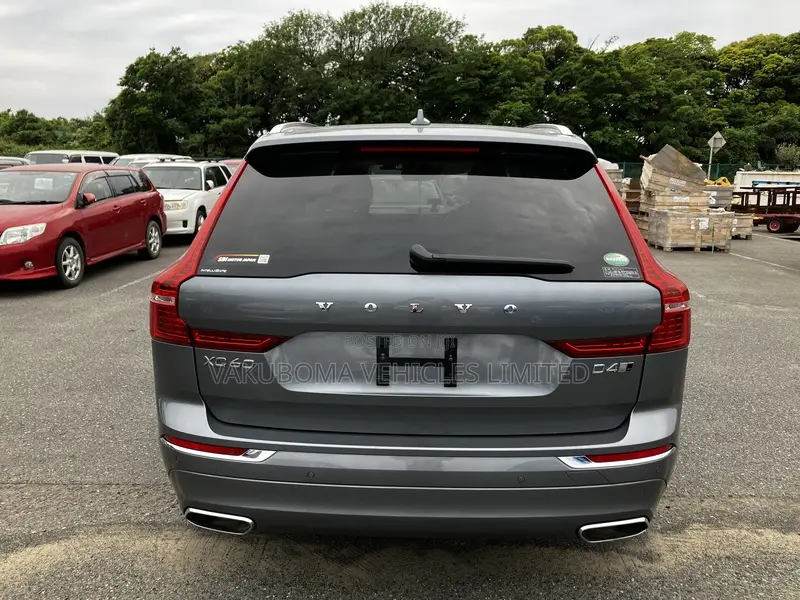 Volvo XC60 2019 Gray