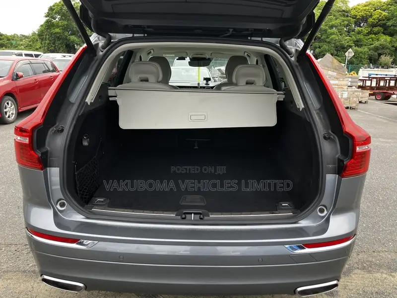 Volvo XC60 2019 Gray