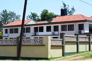 18bdrm House in Rock City, Ilemela for sale