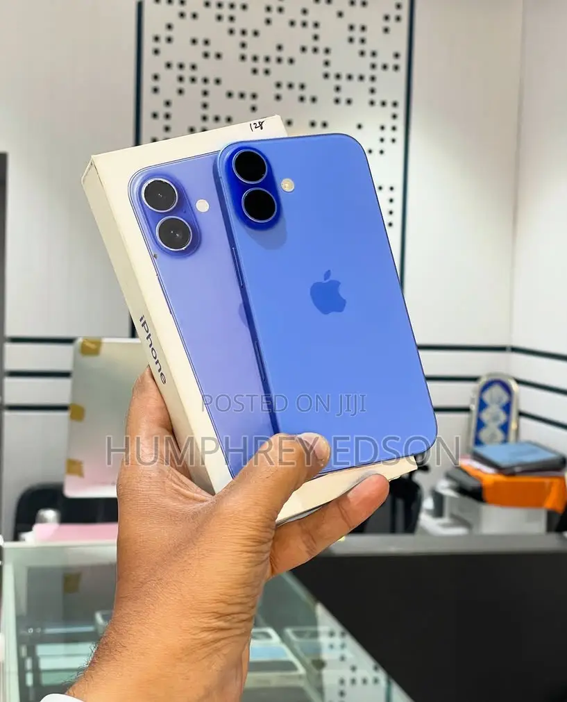 New Apple iPhone 16 128 GB Blue