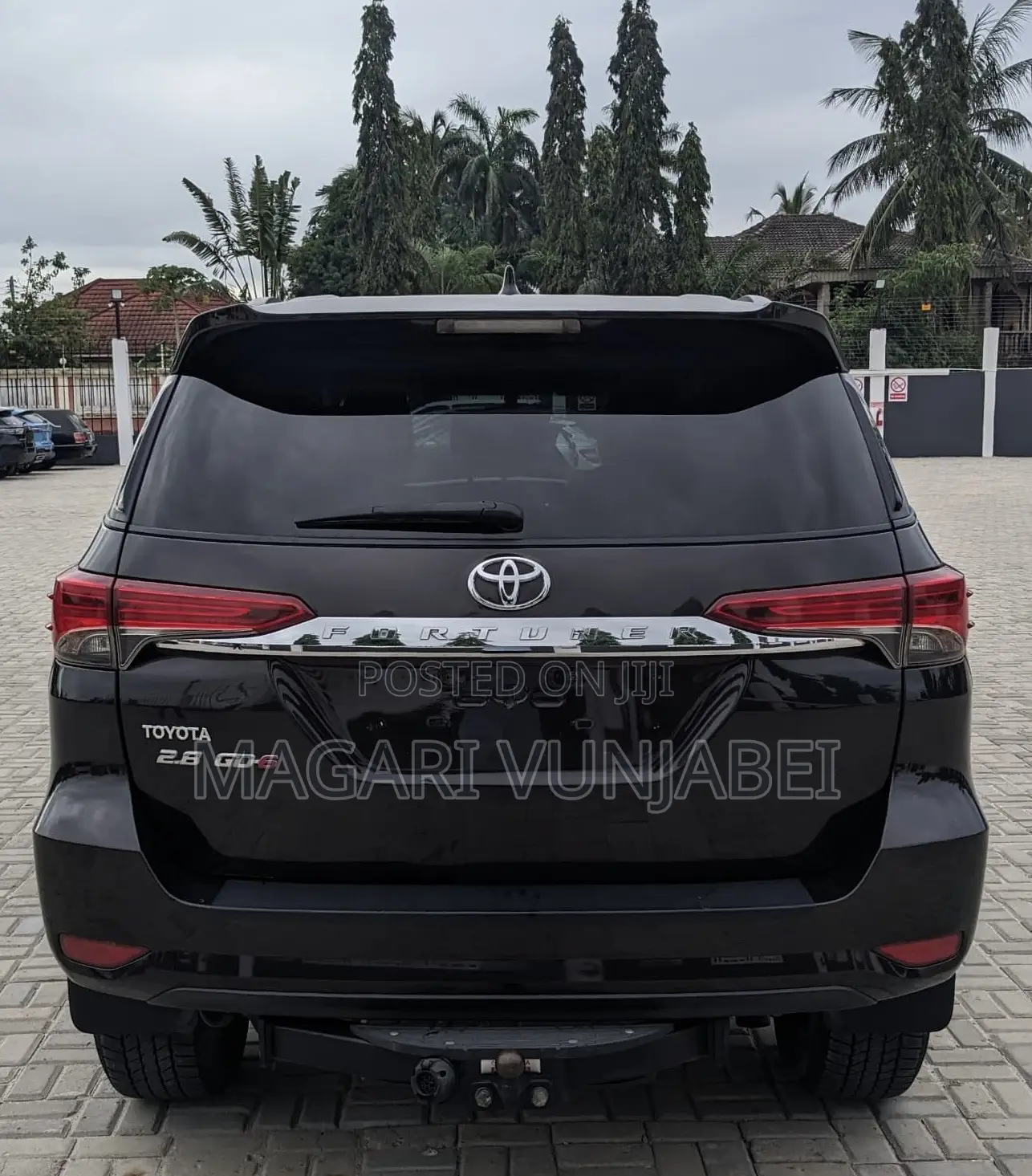 Toyota Fortuner 2018 Matt Black
