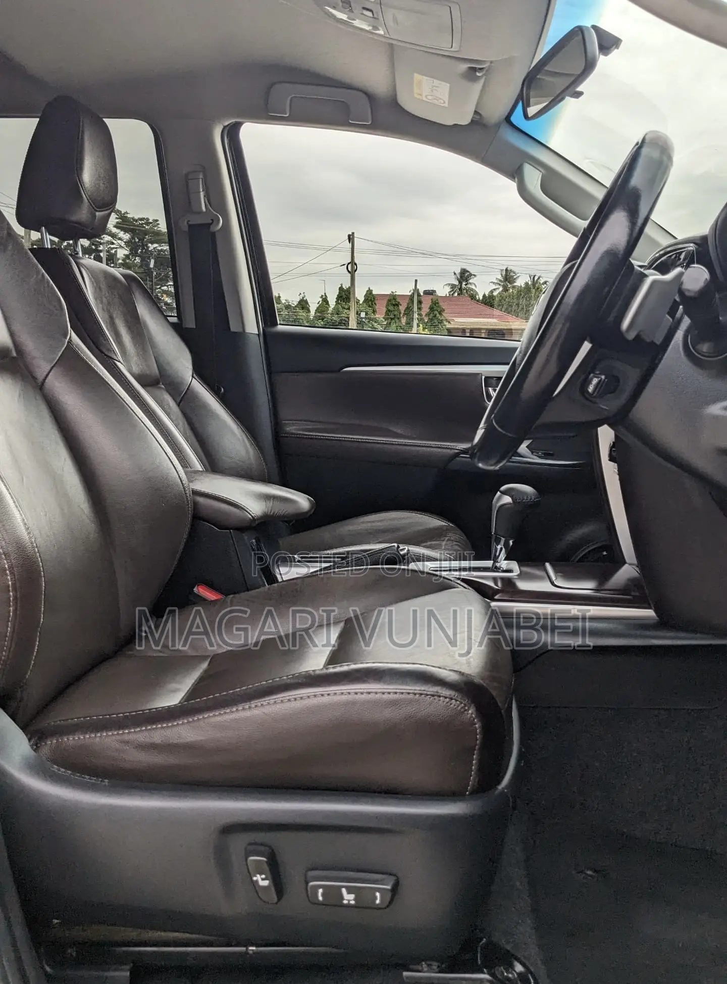 Toyota Fortuner 2018 Matt Black