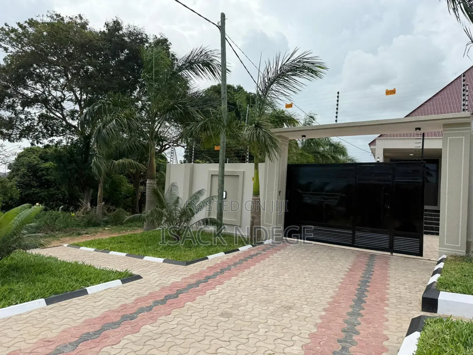 3bdrm House in Bunju, Kinondoni for sale