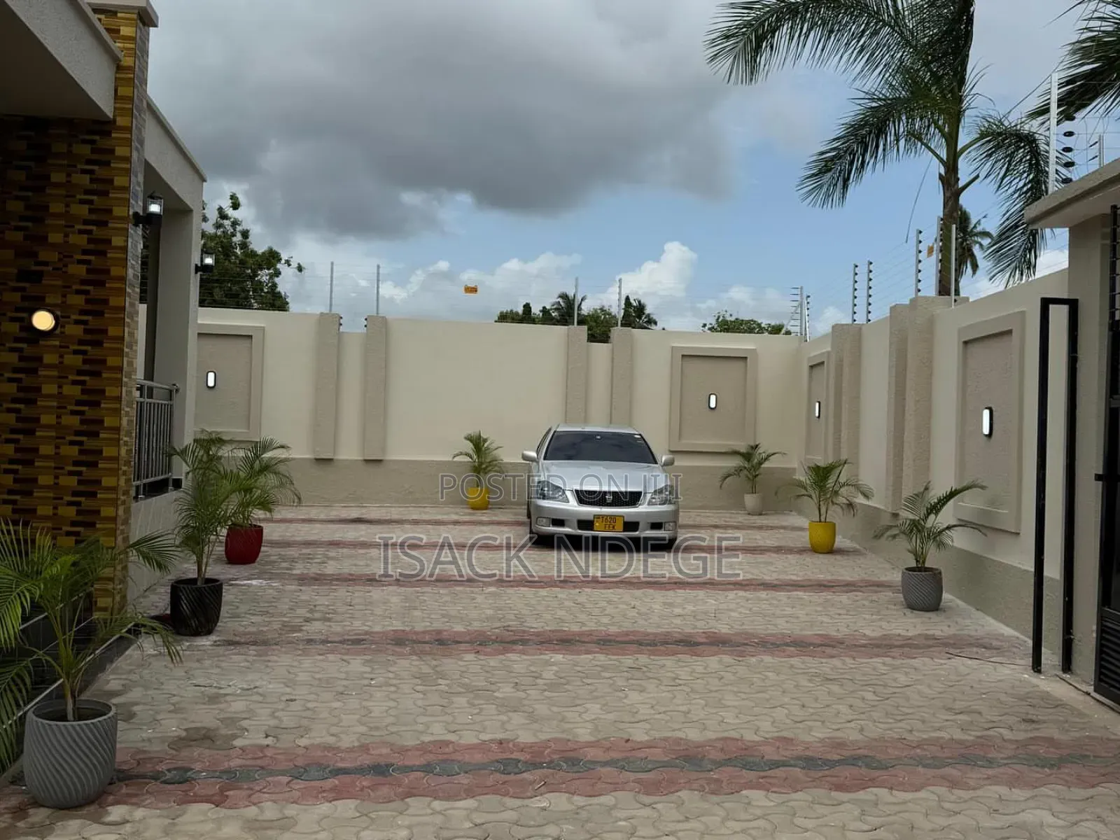 3bdrm House in Bunju, Kinondoni for sale