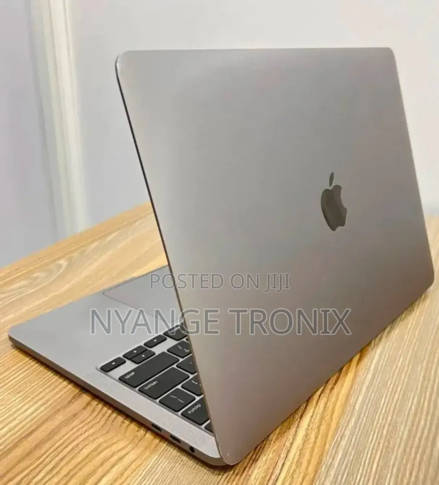 Laptop Apple MacBook Pro 2020 16GB Intel Core I7 SSD 512GB