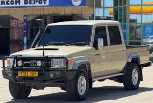 Toyota Land Cruiser 2019 Gray