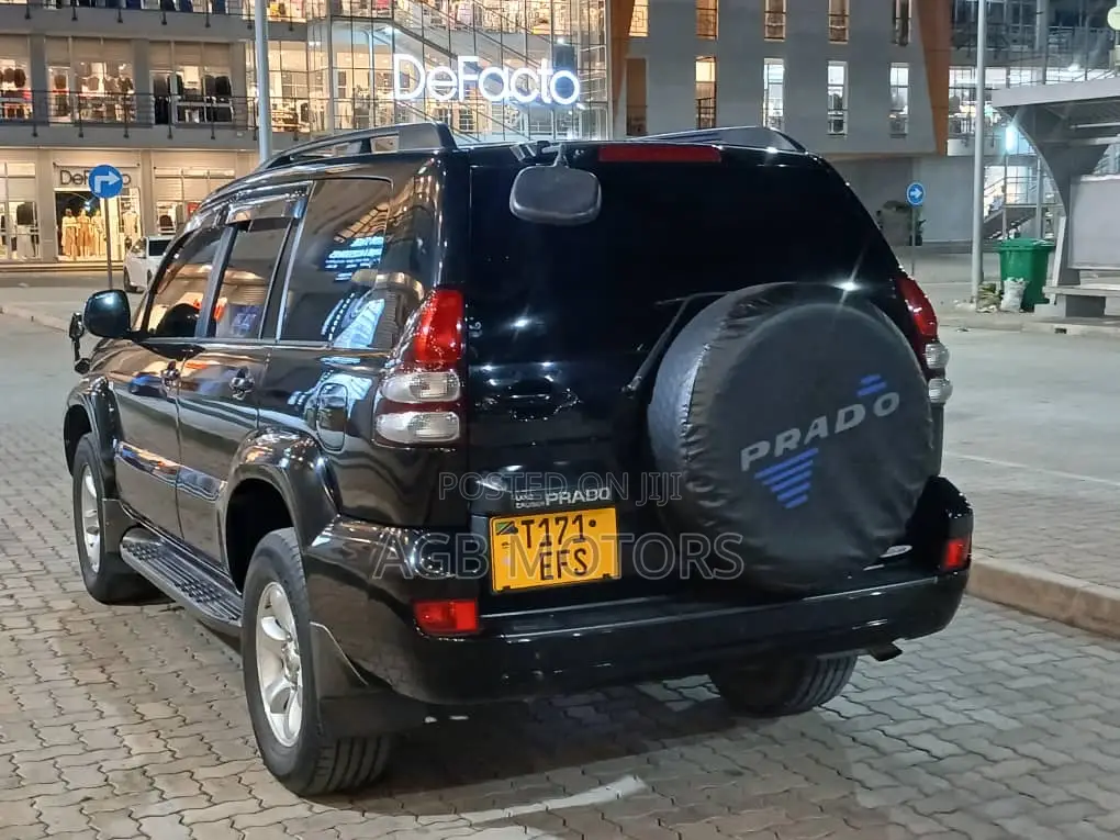 Toyota Land Cruiser Prado 2006 Black