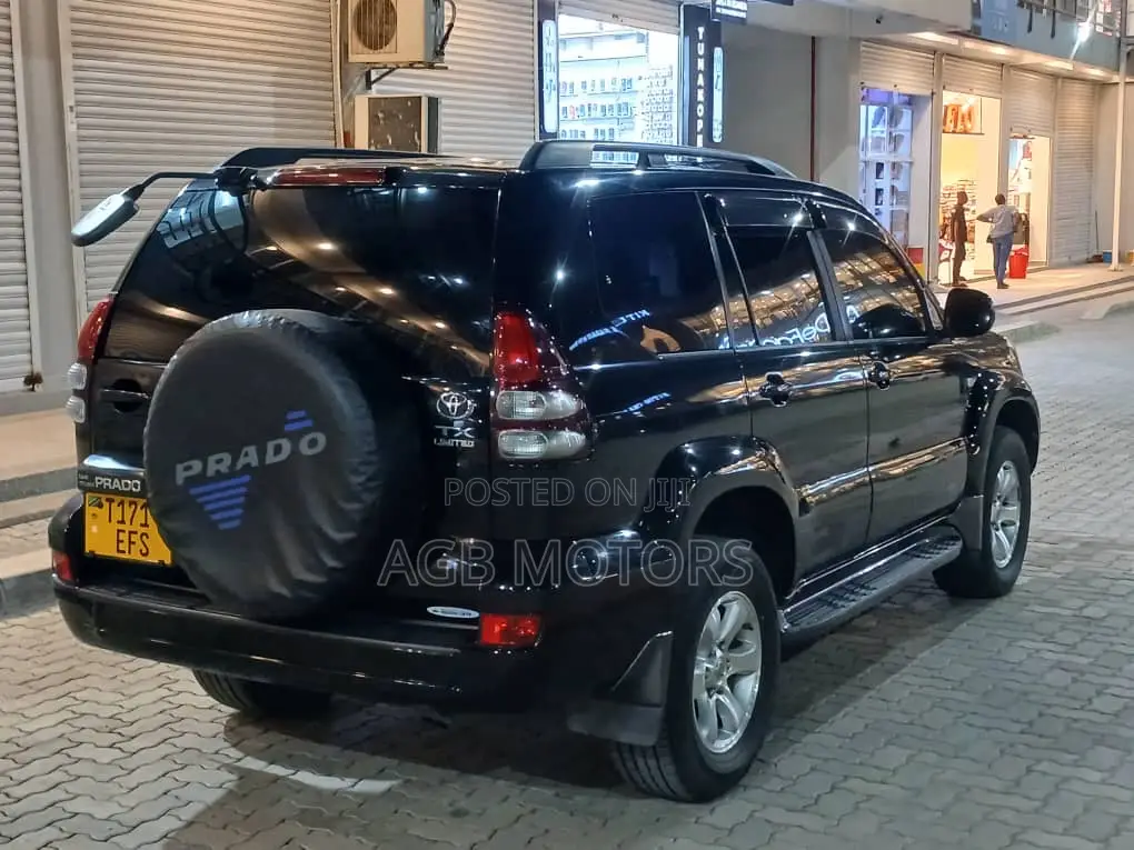 Toyota Land Cruiser Prado 2006 Black