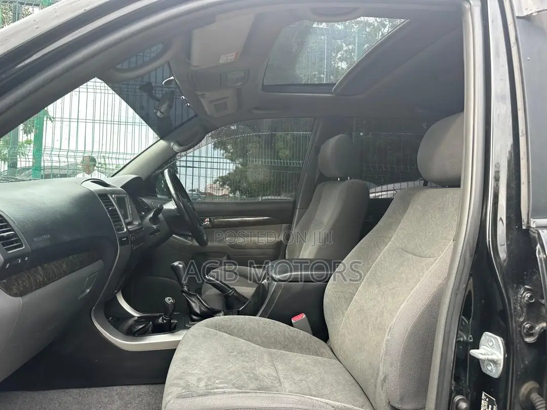 Toyota Land Cruiser Prado 2006 Black