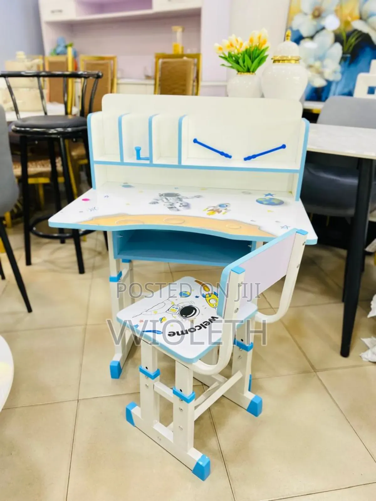 Study Chair Za Watoto