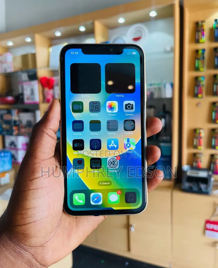 Apple iPhone XR 64 GB Yellow