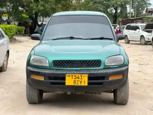 Toyota RAV4 1997 Green