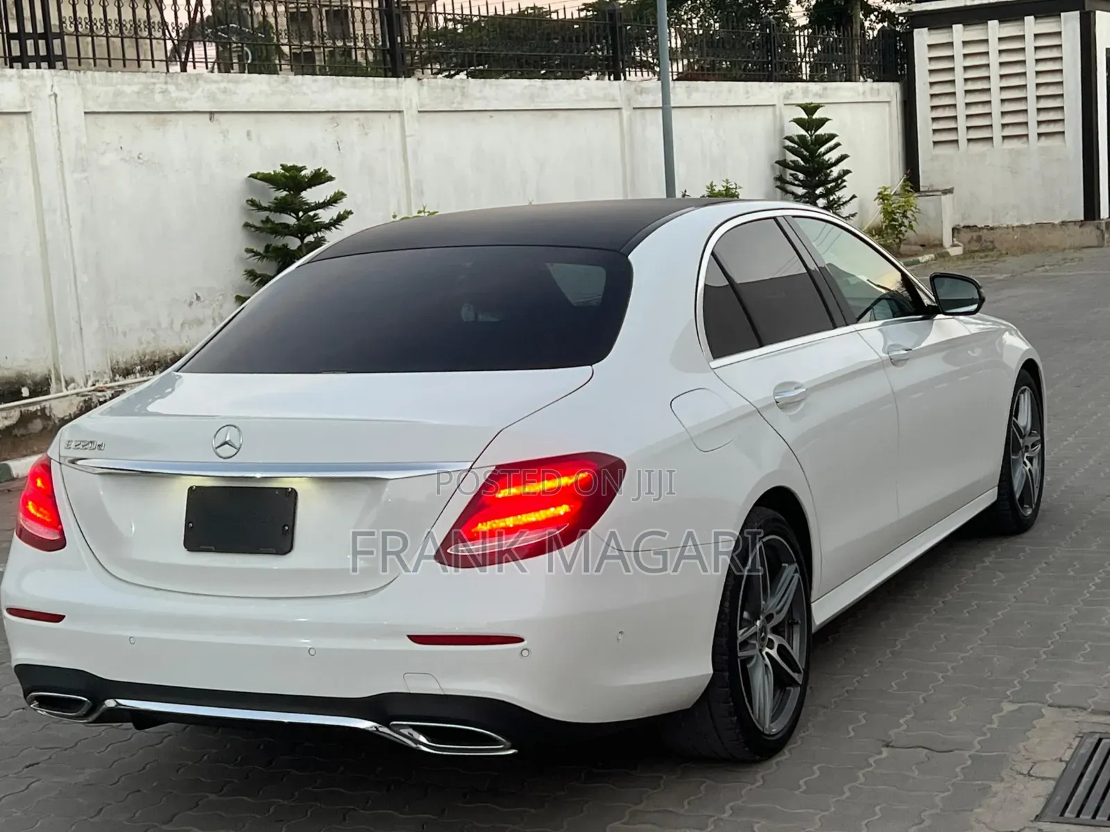 Mercedes-Benz 220E 2017 White